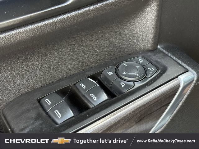 Used 2020 Chevrolet Silverado 1500 LTZ AWD/4WD image 29