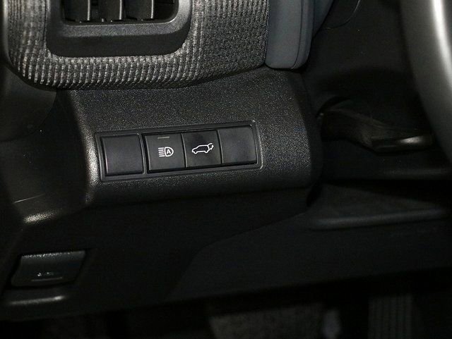 Used 2023 Subaru Solterra Limited image 27