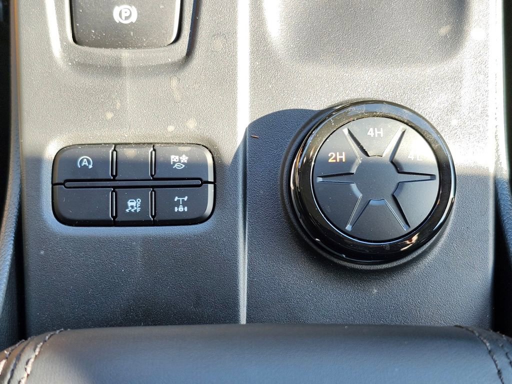 New 2025 Ford Ranger XLT w/ Black Appearance Package image 22