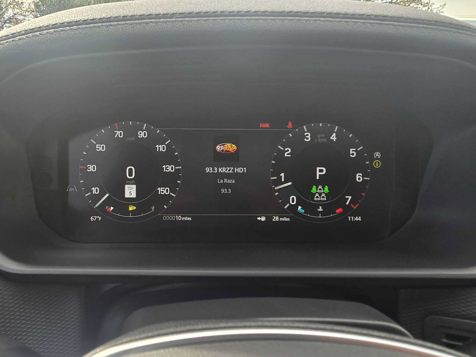 New 2026 Land Rover Discovery Limited Edition AWD/4WD image 28