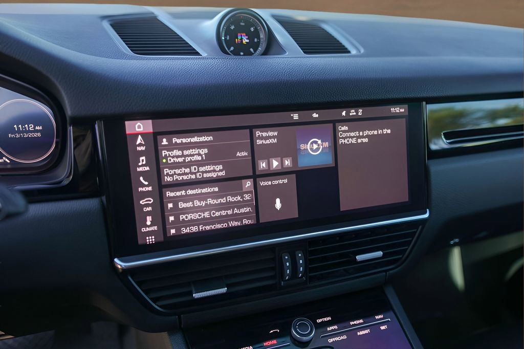 Used 2020 Porsche Cayenne E-Hybrid image 17