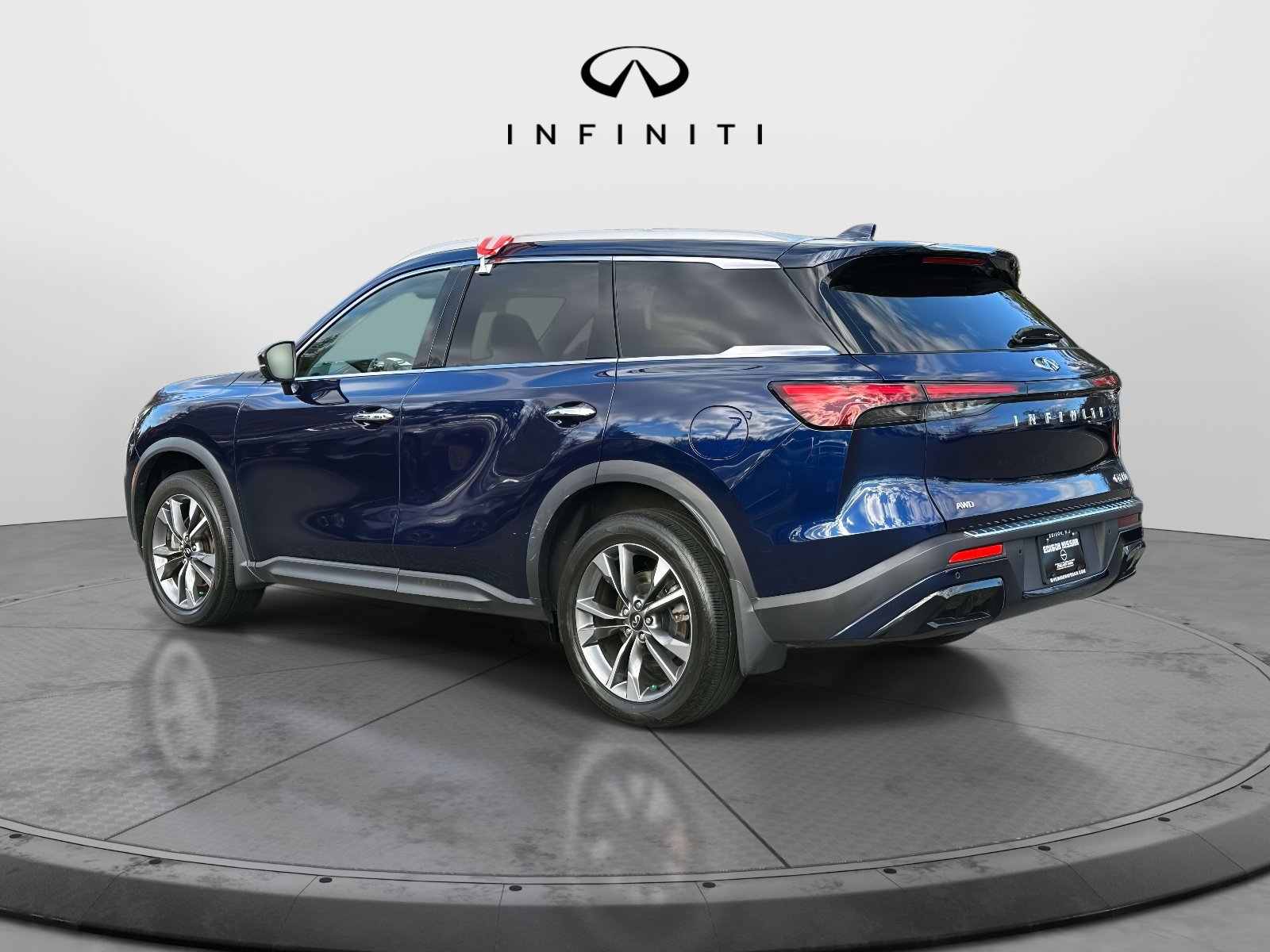 Used 2023 INFINITI QX60 Luxe w/ Cargo Package image 5