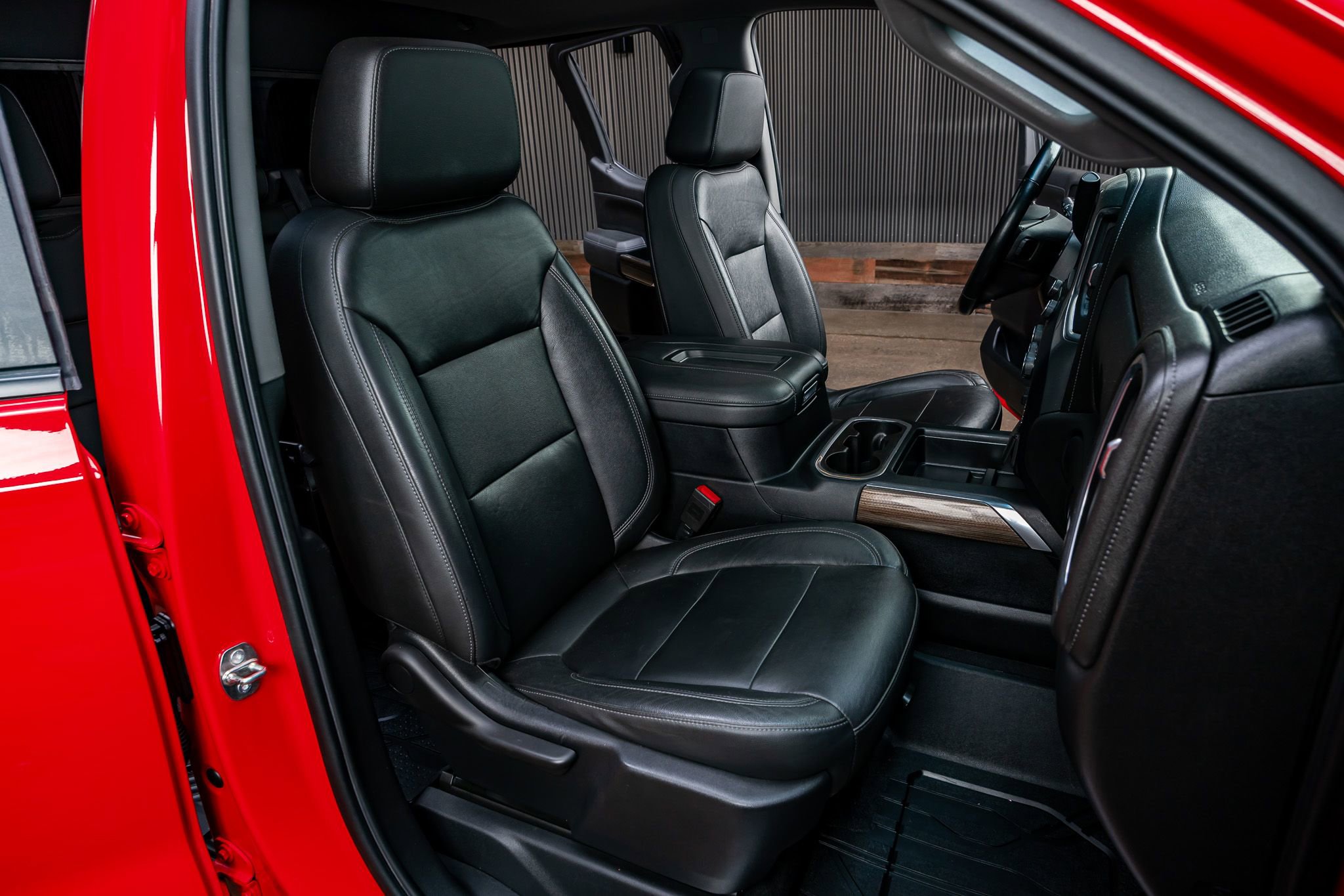 Used 2019 Chevrolet Silverado 1500 LT Trail Boss AWD/4WD image 31