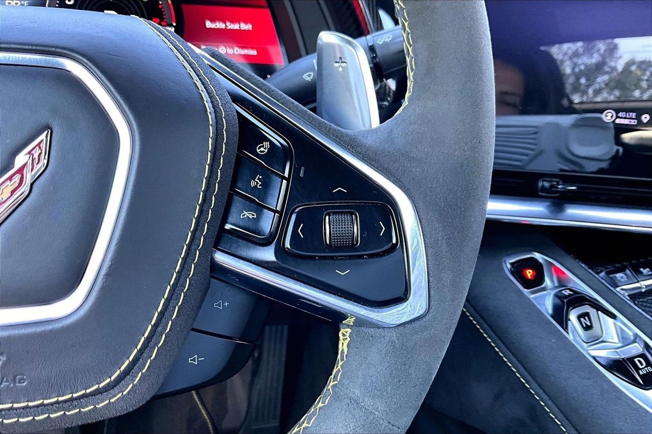 Used 2023 Chevrolet Corvette Stingray Premium Conv w/ Z51 Performance Package RWD image 26