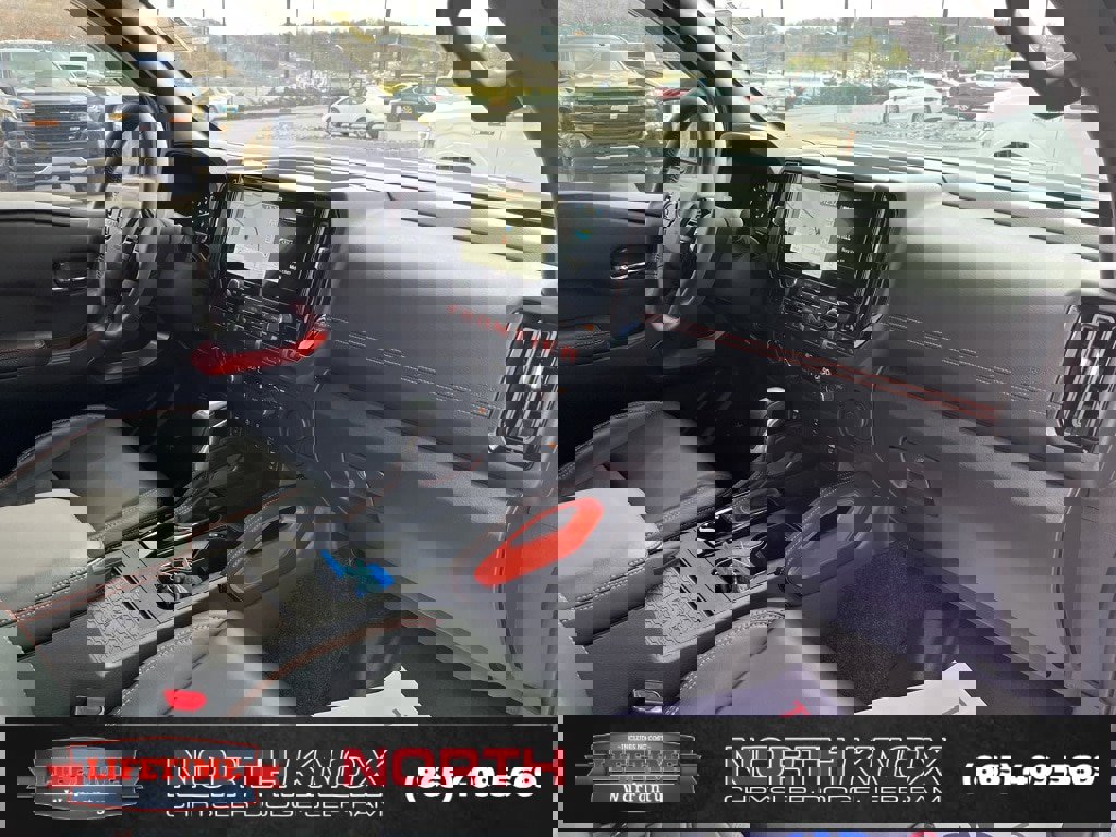 Used 2025 Nissan Frontier PRO-4X w/ Pro Premium Package image 30