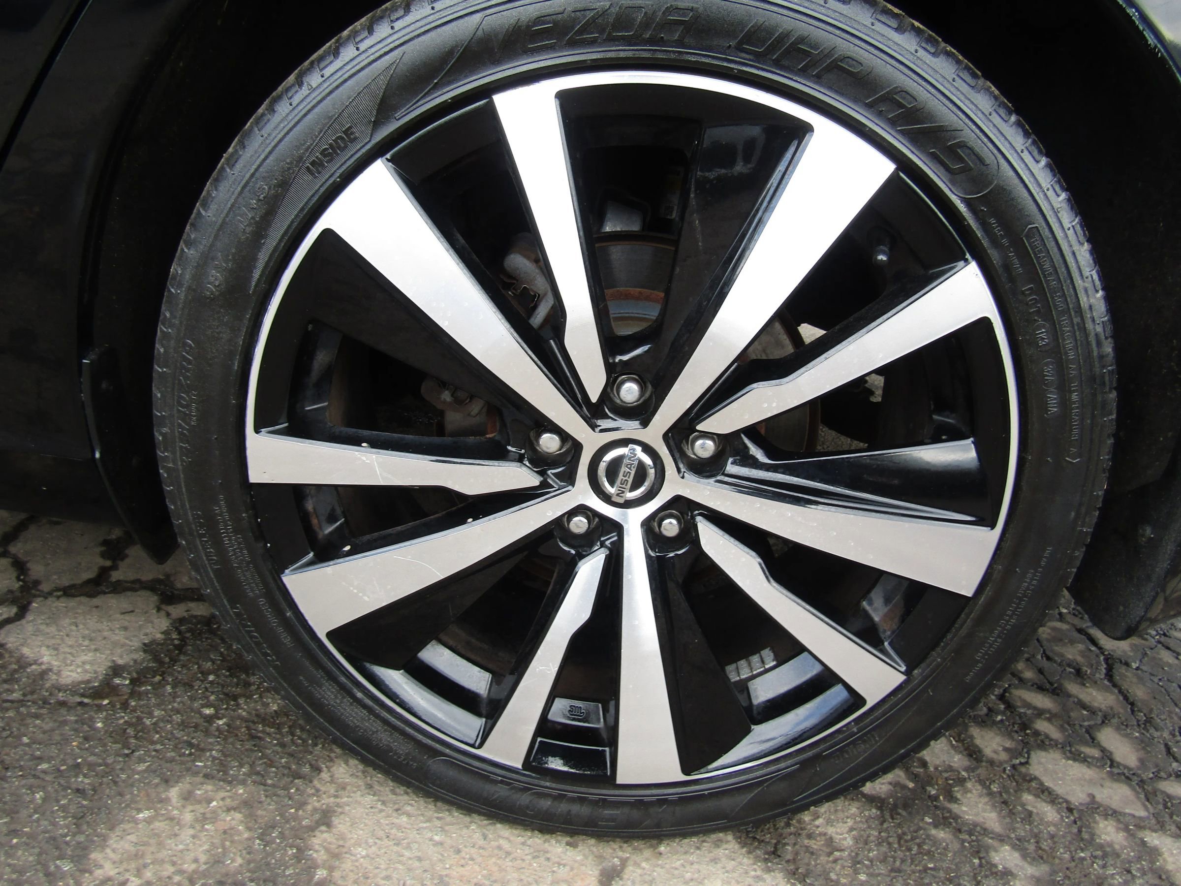 Used 2019 Nissan Altima 2.5 SR w/ SR Premium Package image 19