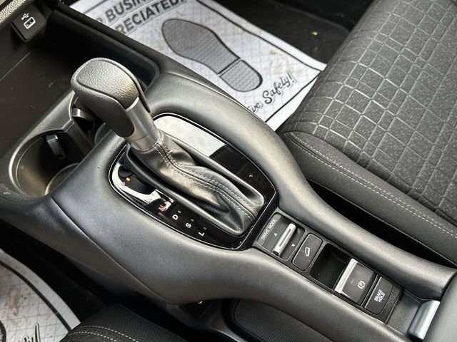 Used 2024 Honda HR-V LX image 15