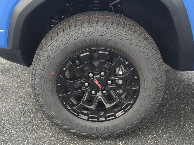 New 2026 GMC Canyon Elevation w/ Convenience Package RWD image 16