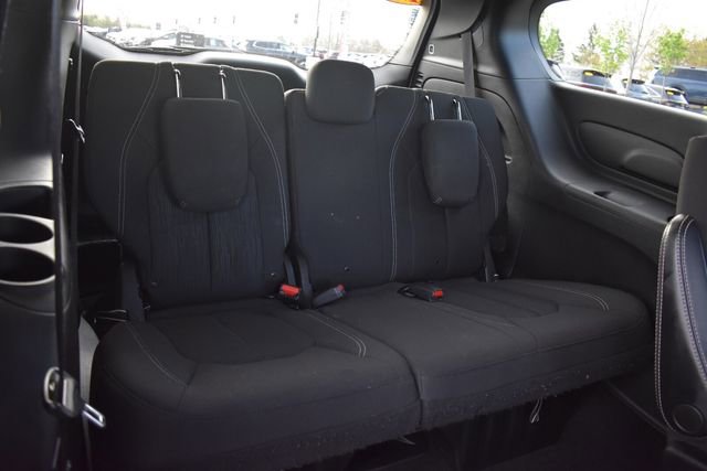 Used 2019 Chrysler Pacifica Touring Plus w/ S Appearance Package FWD image 13