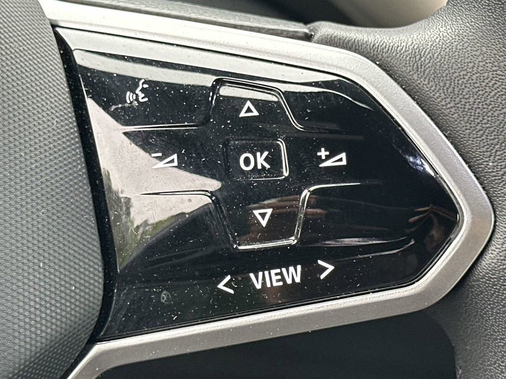 Used 2023 Volkswagen ID.4 Pro image 26