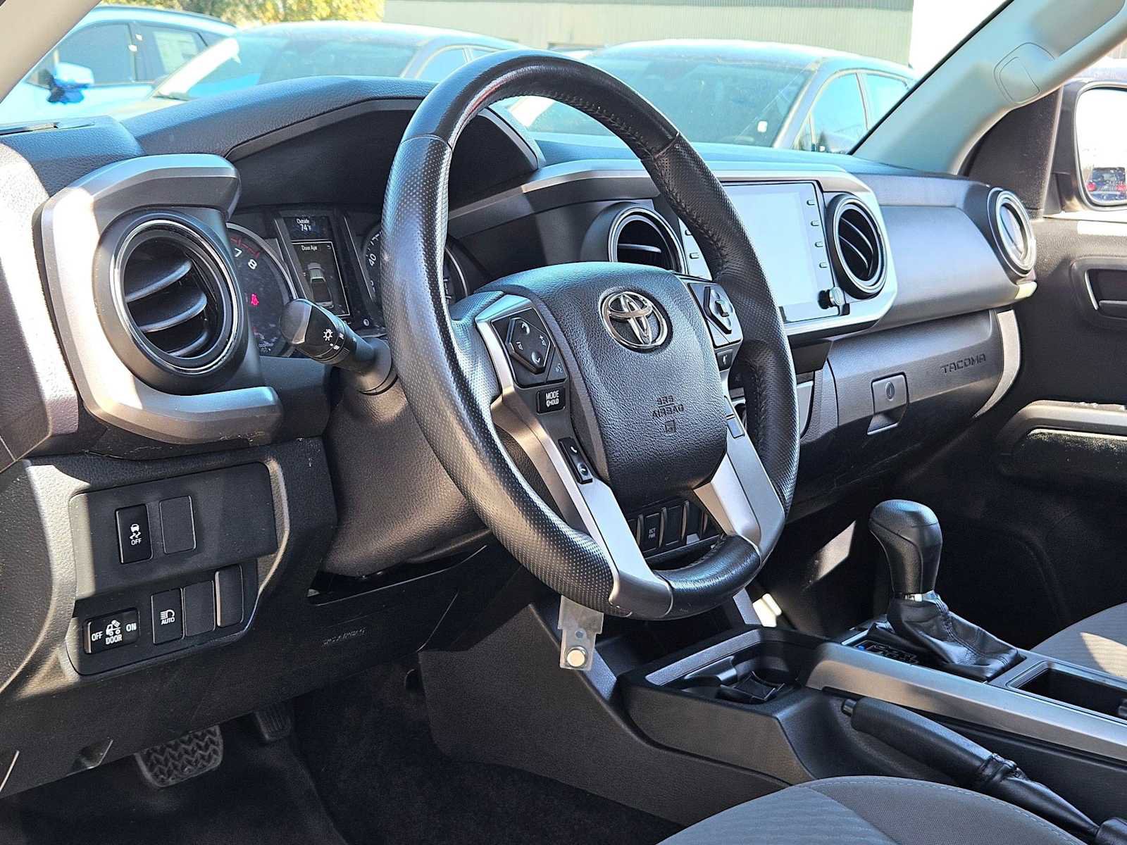 Used 2022 Toyota Tacoma SR5 w/ SR5 Appearance Package (SM) image 2