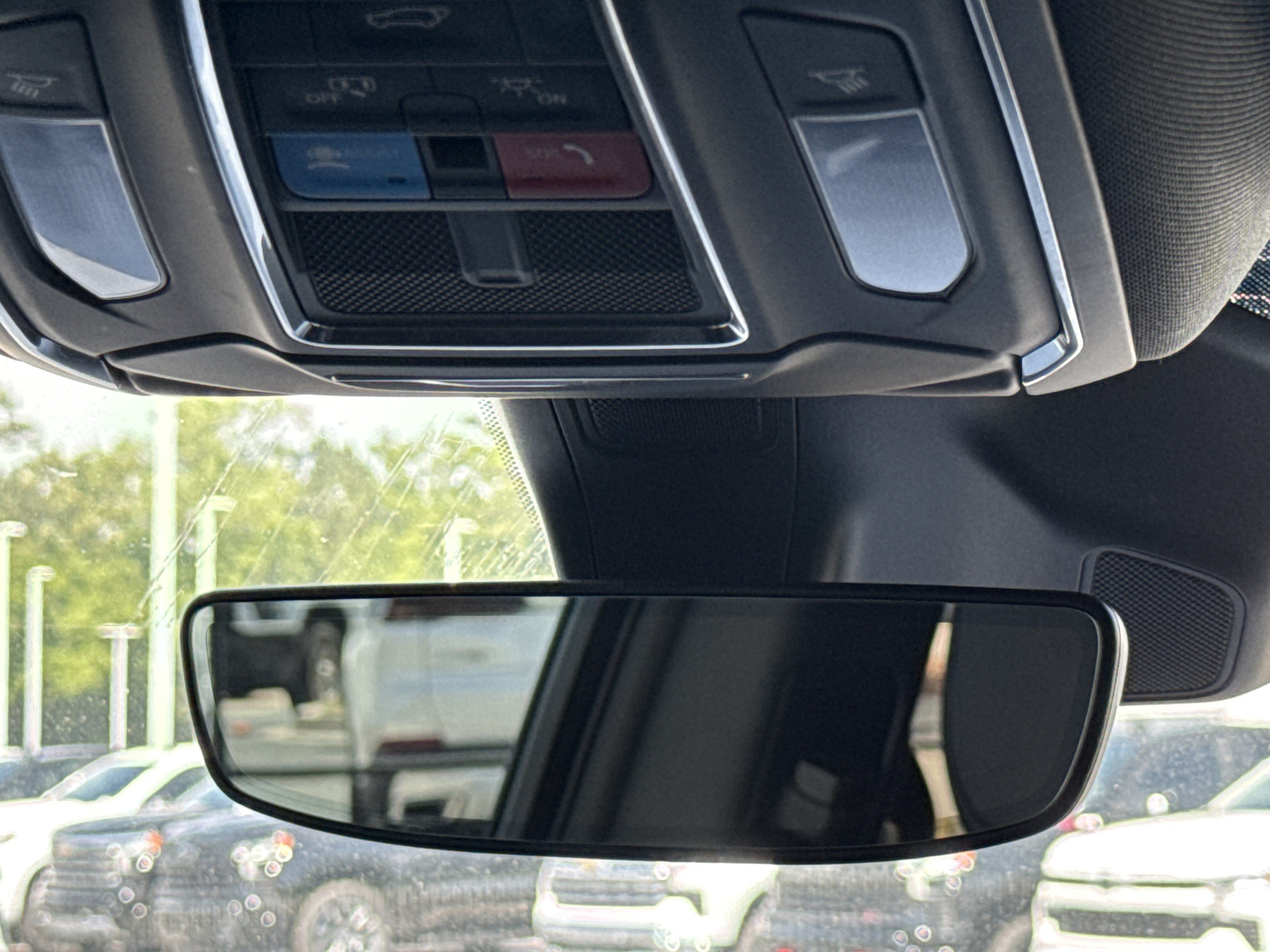 Used 2022 Jeep Wagoneer Series II AWD/4WD image 26