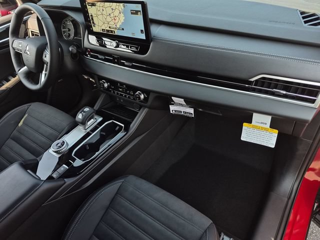New 2026 Mitsubishi Outlander AWD image 37