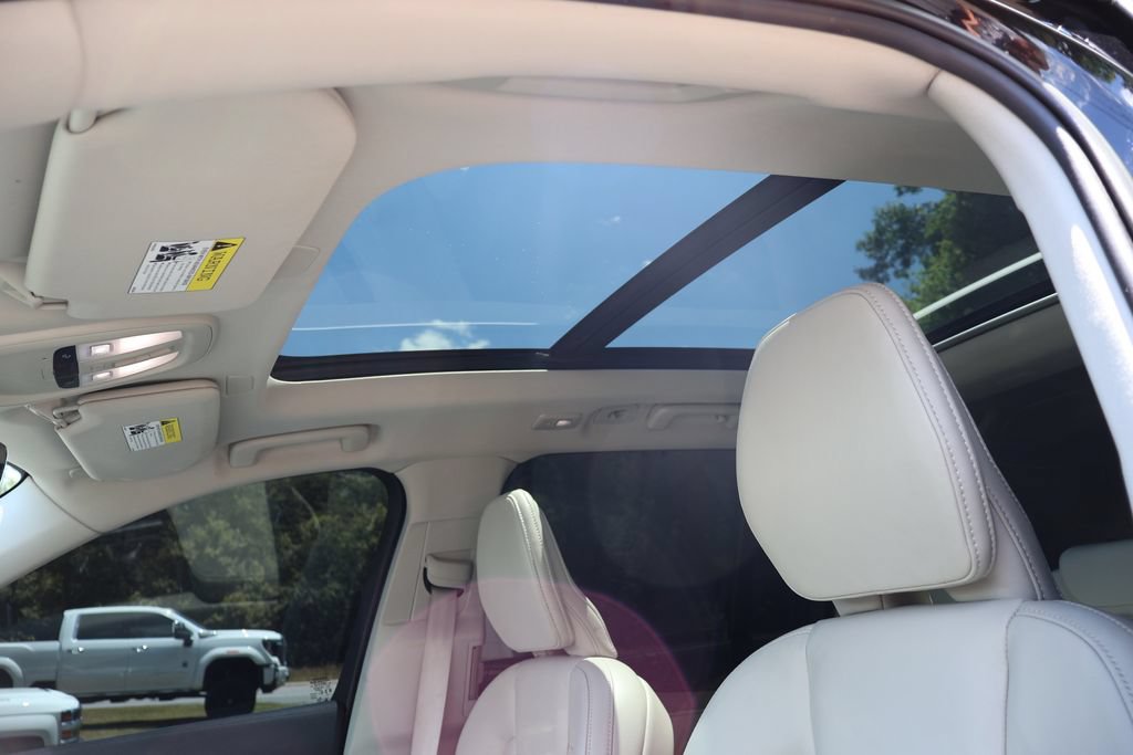 Used 2023 Volvo XC90 B6 Ultimate w/ Protection Package Premier AWD/4WD image 18