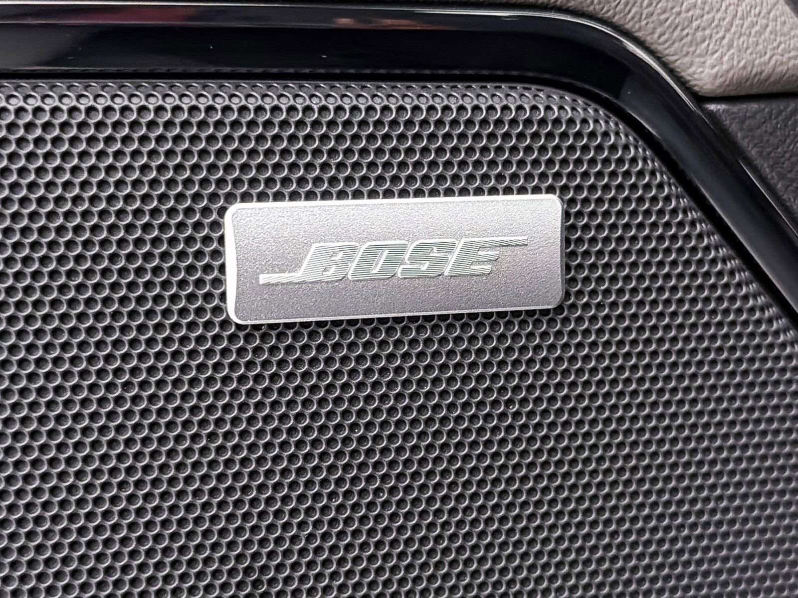 Used 2025 Chevrolet Silverado 1500 ZR2 w/ Technology Package image 6