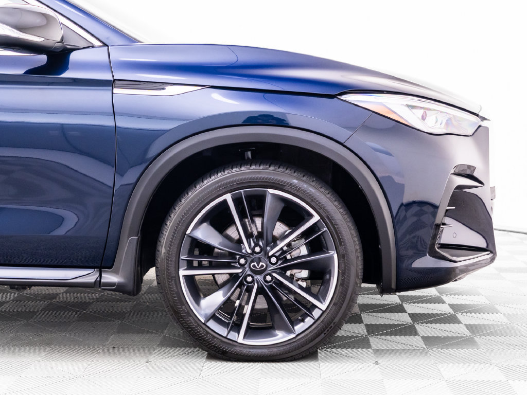 Certified 2023 INFINITI QX55 Essential w/ Cargo Package AWD/4WD image 32