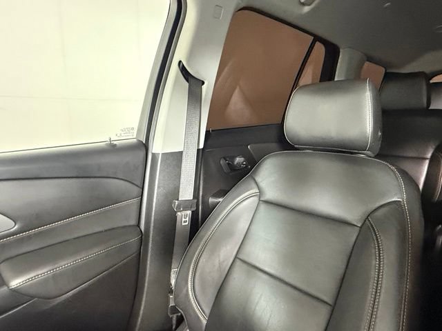 Used 2019 Chevrolet Traverse RS w/ LPO, Floor Liner Package FWD image 18