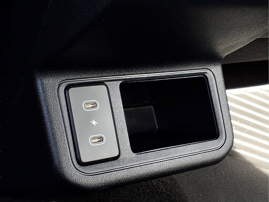 Used 2025 Kia K4 FWD image 19