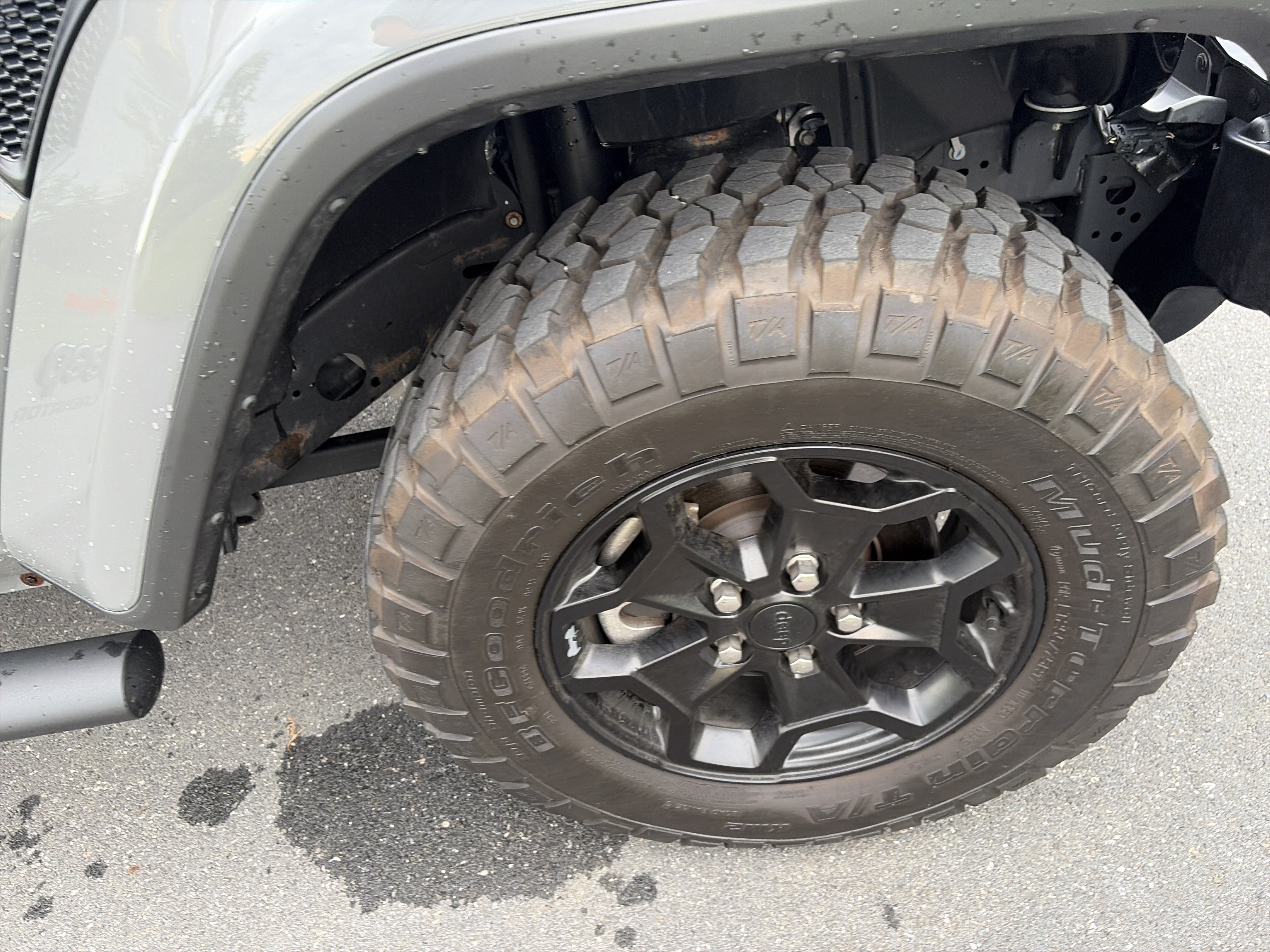 Used 2021 Jeep Gladiator Sport AWD/4WD image 16
