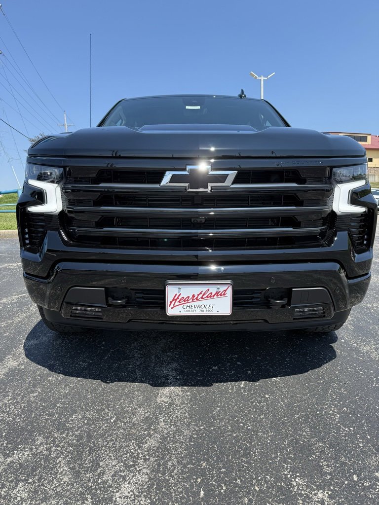 New 2026 Chevrolet Silverado 1500 High Country image 3