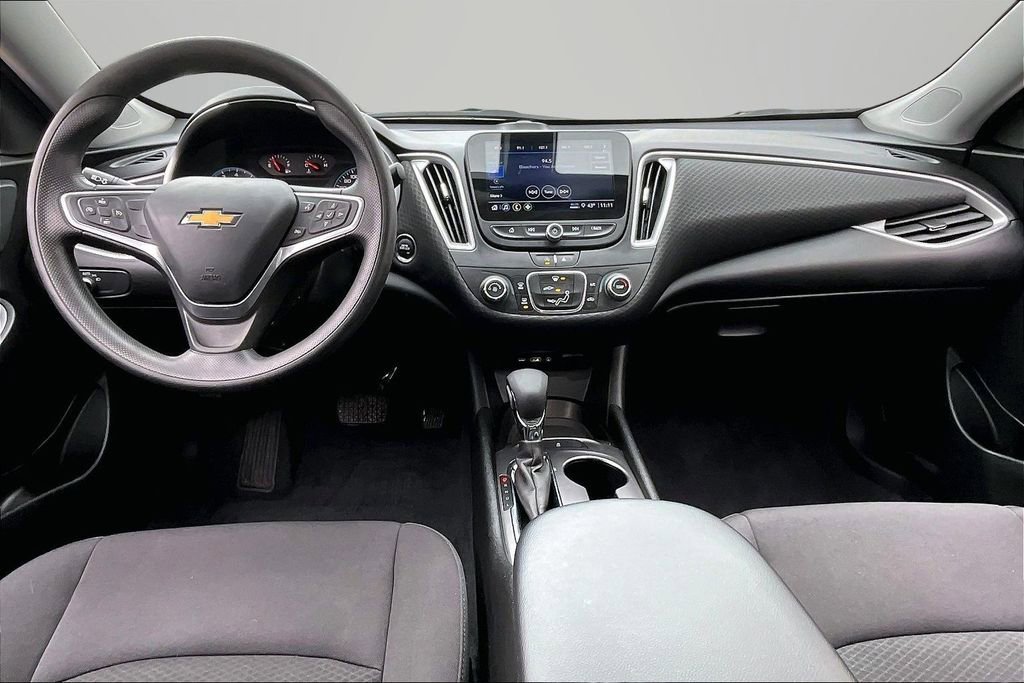 Used 2022 Chevrolet Malibu LS FWD image 7