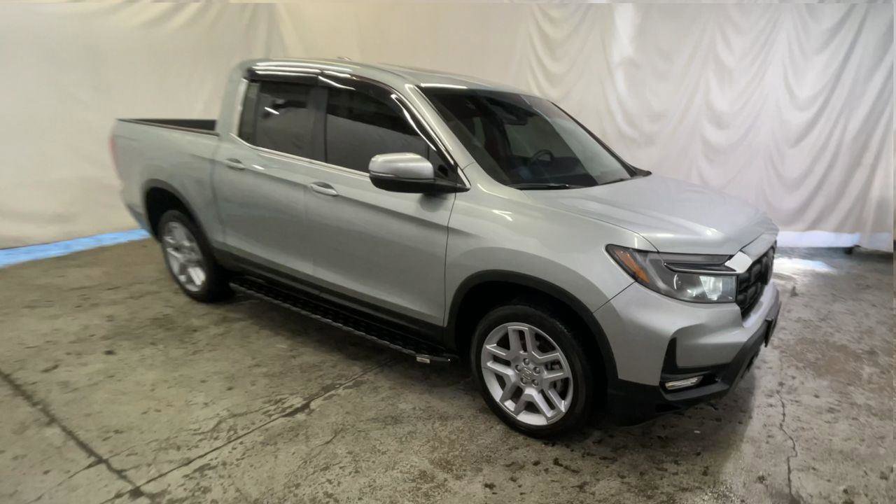 Used 2025 Honda Ridgeline RTL image 2