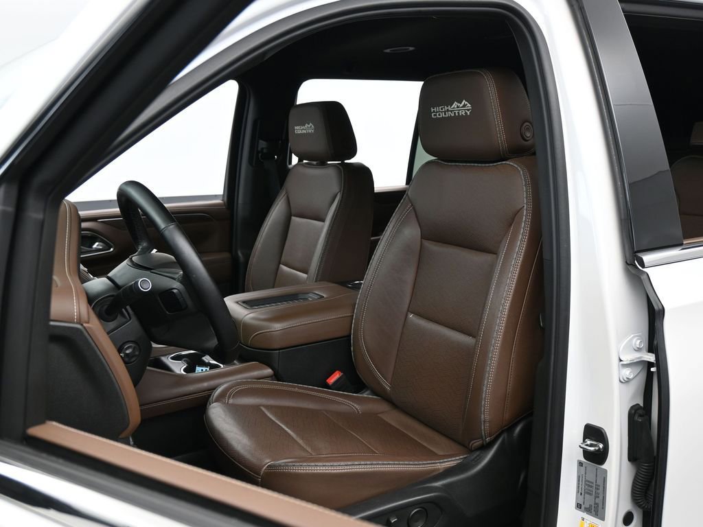 Used 2024 Chevrolet Tahoe High Country image 10