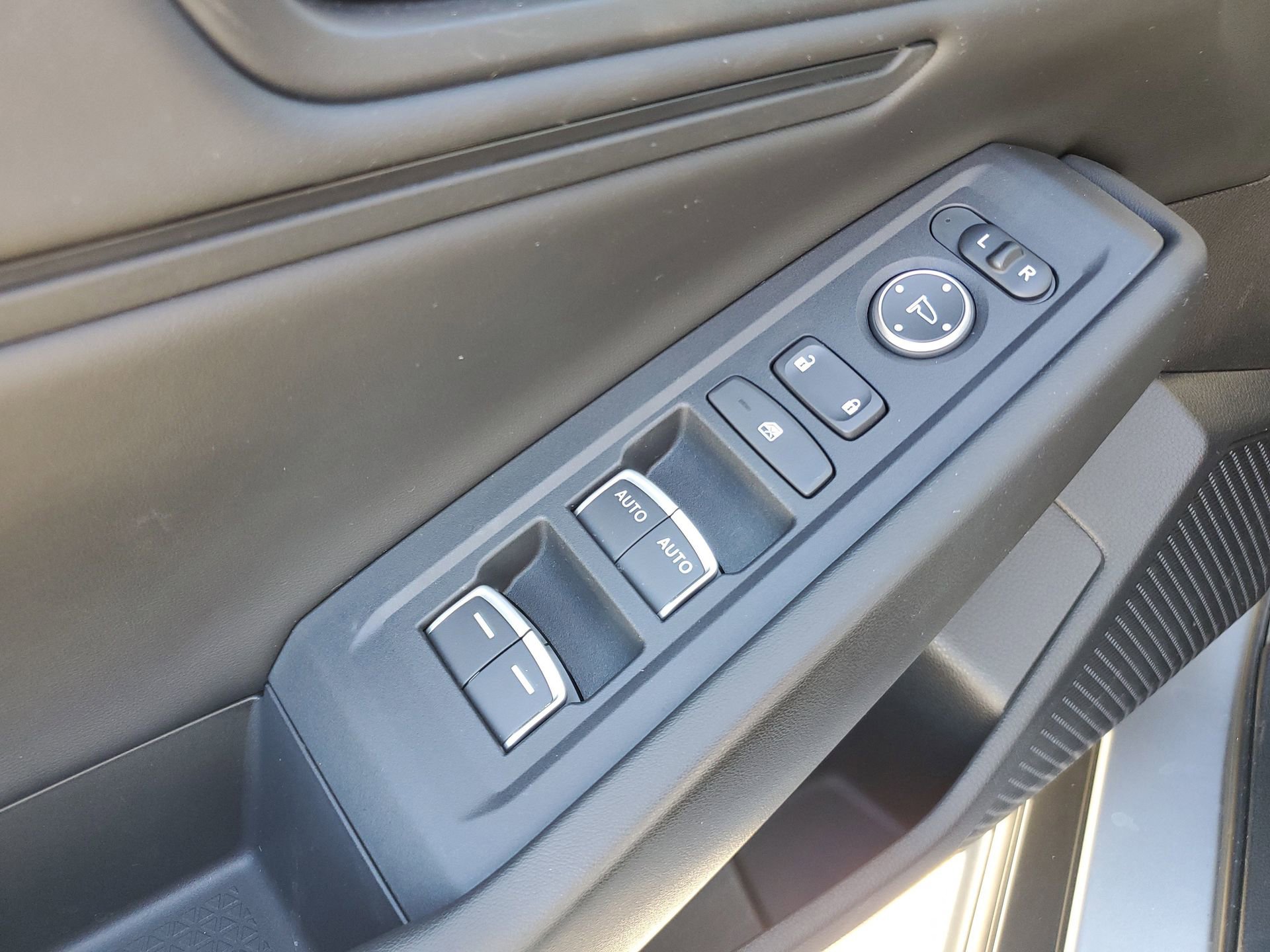 Used 2024 Honda Accord EX image 16