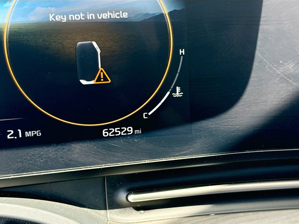 Used 2024 Kia Carnival FWD image 43