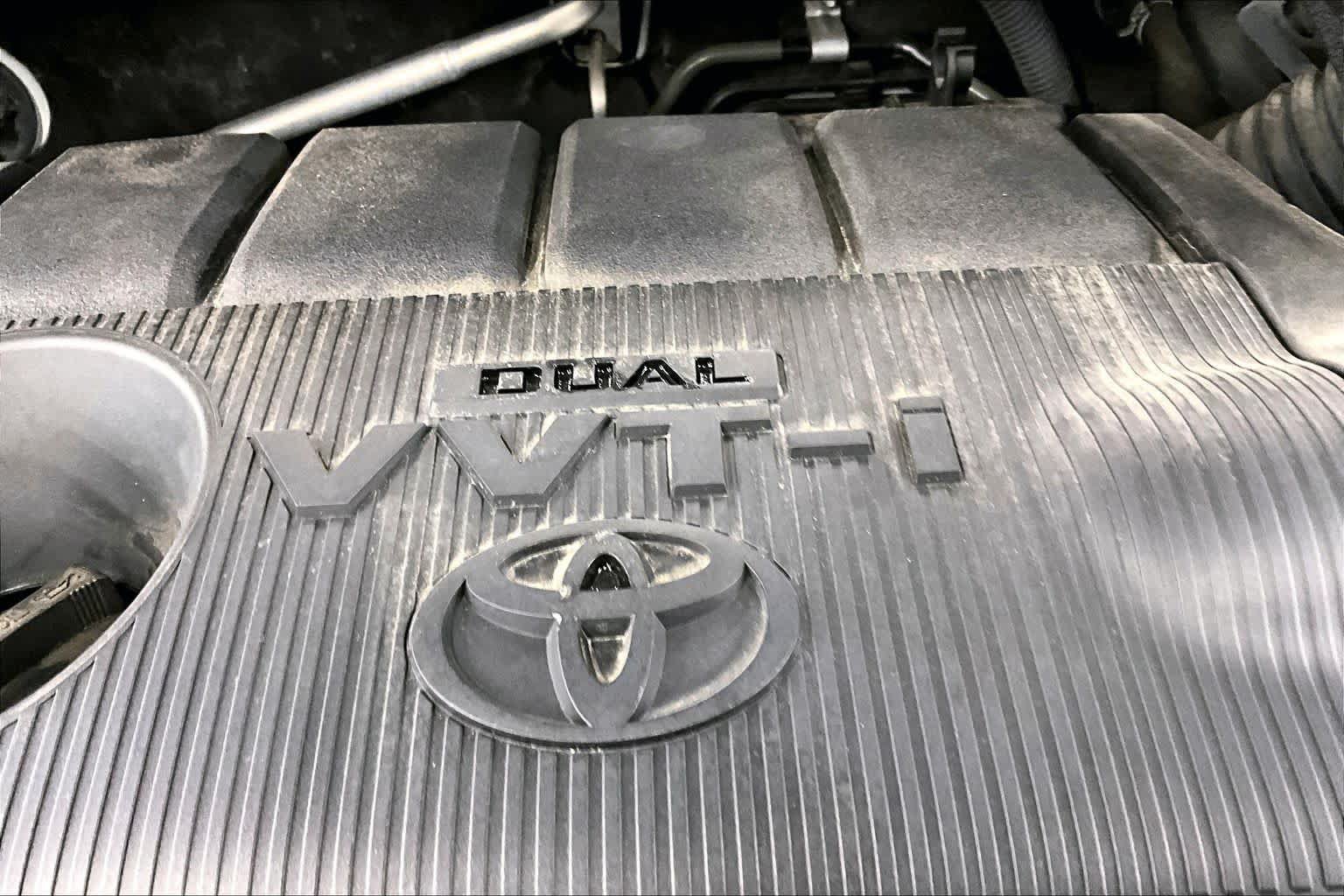 Used 2015 Toyota Venza XLE w/ XLE Premium Package FWD image 36