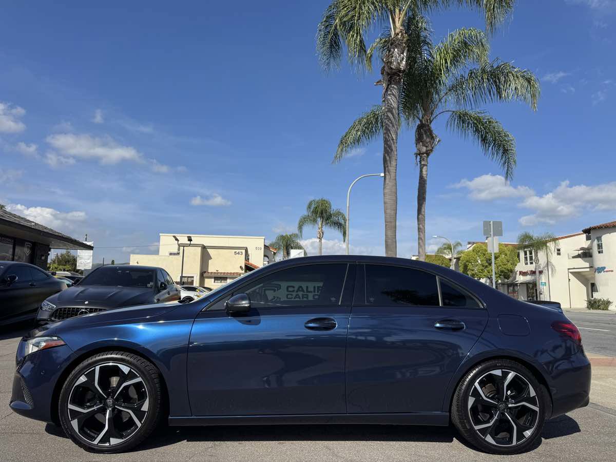 Used 2019 Mercedes-Benz A 220 image 2