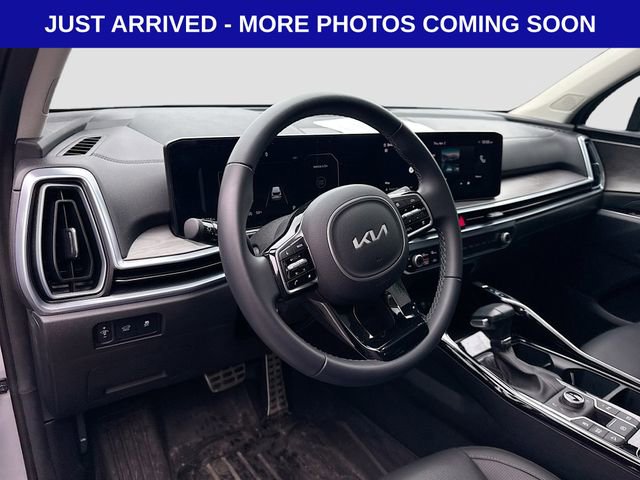 Used 2024 Kia Sorento SX image 11