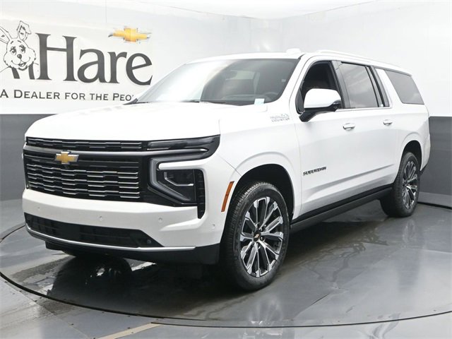 New 2025 Chevrolet Suburban High Country image 13