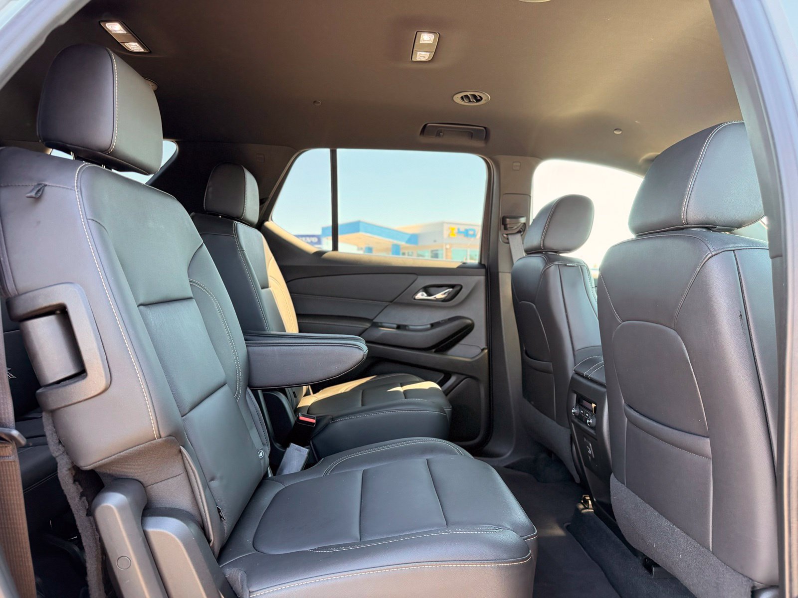 Used 2022 Chevrolet Traverse LT AWD/4WD image 25