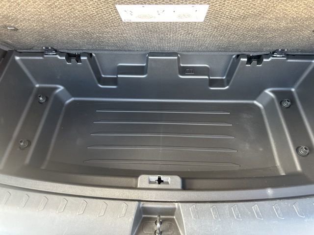 Used 2021 Chevrolet Traverse High Country image 37