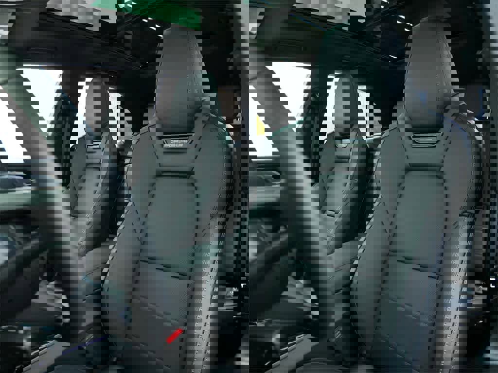 New 2025 Porsche Macan 4S Electric image 5