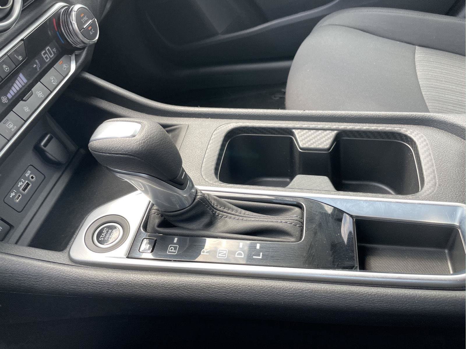 Used 2024 Nissan Sentra SV w/ All-Weather Package FWD image 31