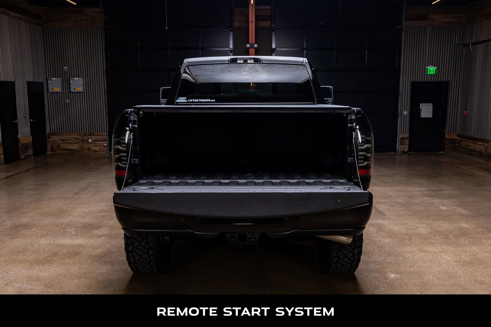 Used 2024 RAM 2500 Big Horn w/ Off Road Package AWD/4WD image 9