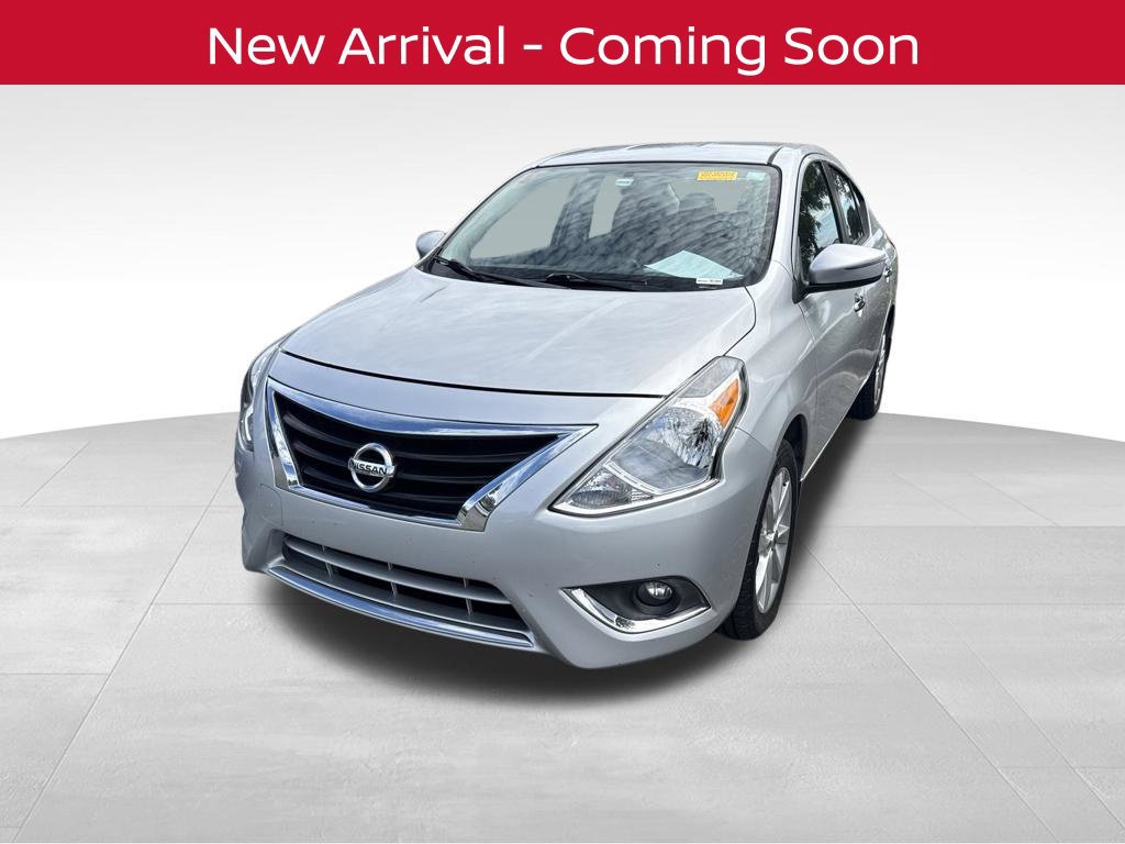 Certified 2017 Nissan Versa FWD image 1