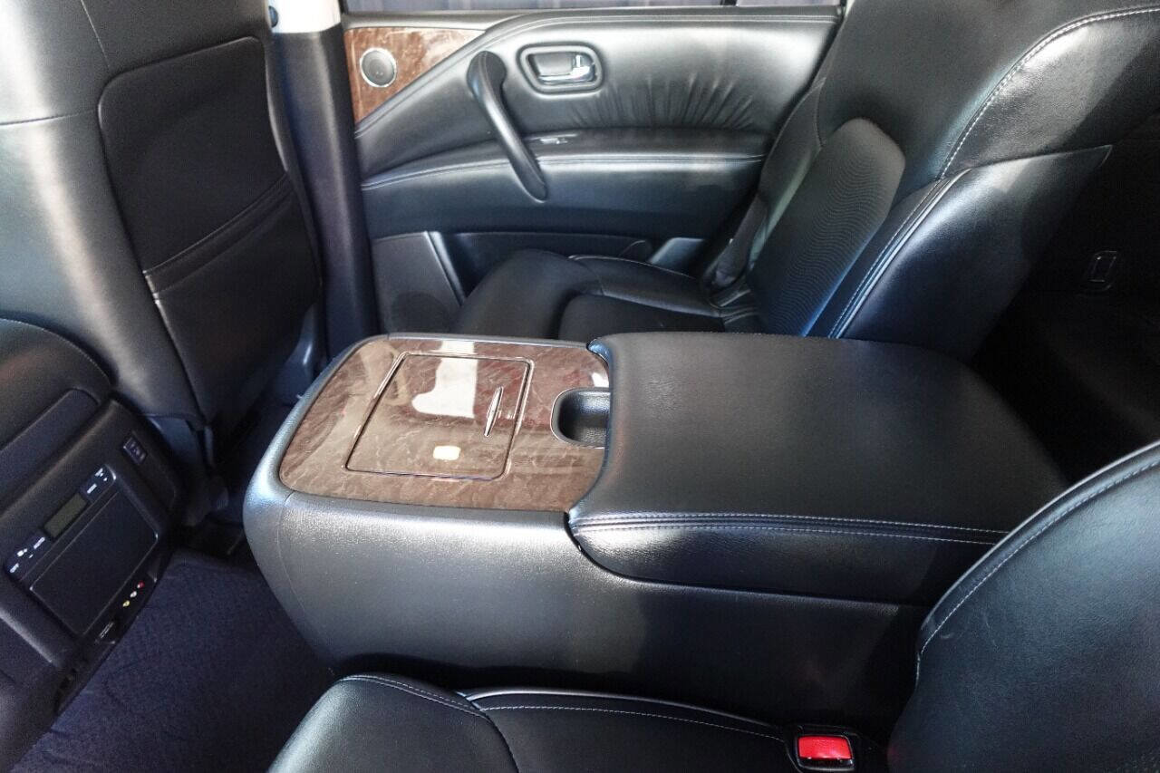 Used 2016 INFINITI QX80 Base 4dr SUV w/ 22" Wheel Package image 32