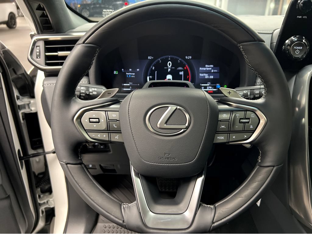 New 2026 Lexus LX 700h Luxury w/ Appearance Package AWD/4WD image 11