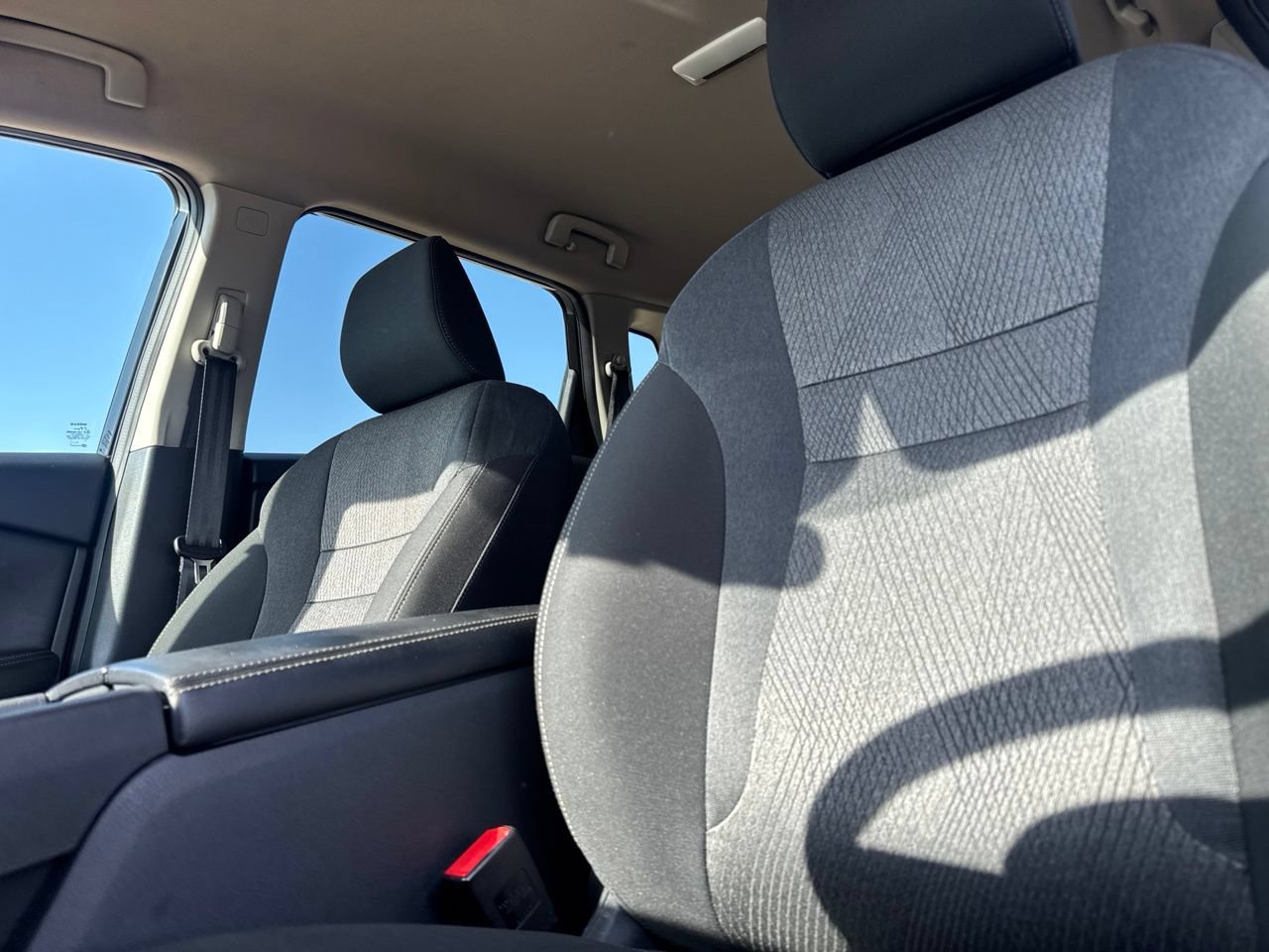 Certified 2025 Nissan Rogue SV FWD image 39