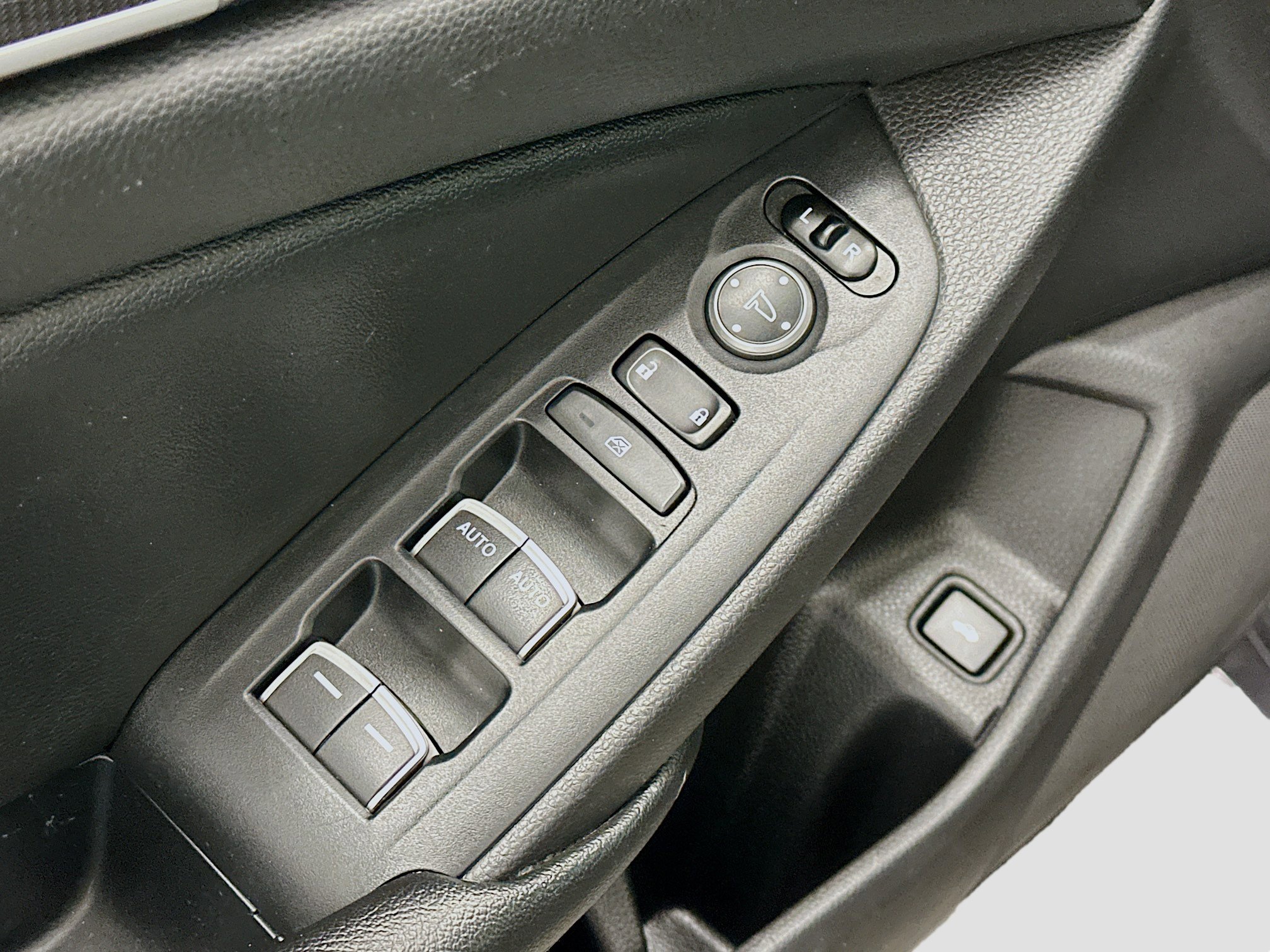 Used 2020 Honda Accord Sport image 15