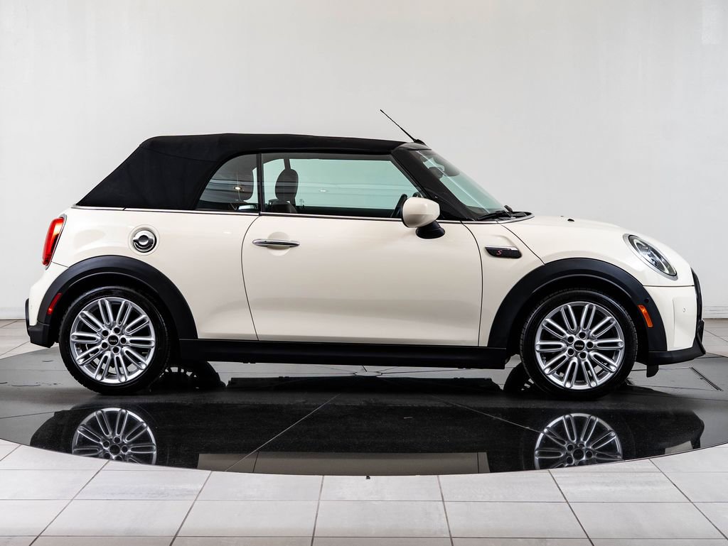 Used 2022 MINI Cooper S w/ Driver Assistance Package FWD image 12