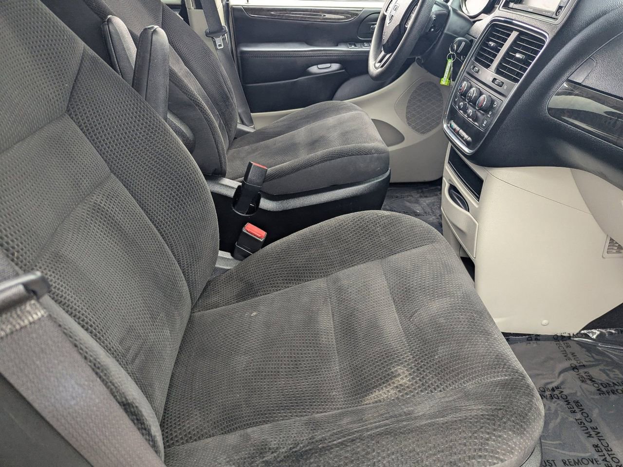 Used 2018 Dodge Grand Caravan SE image 7