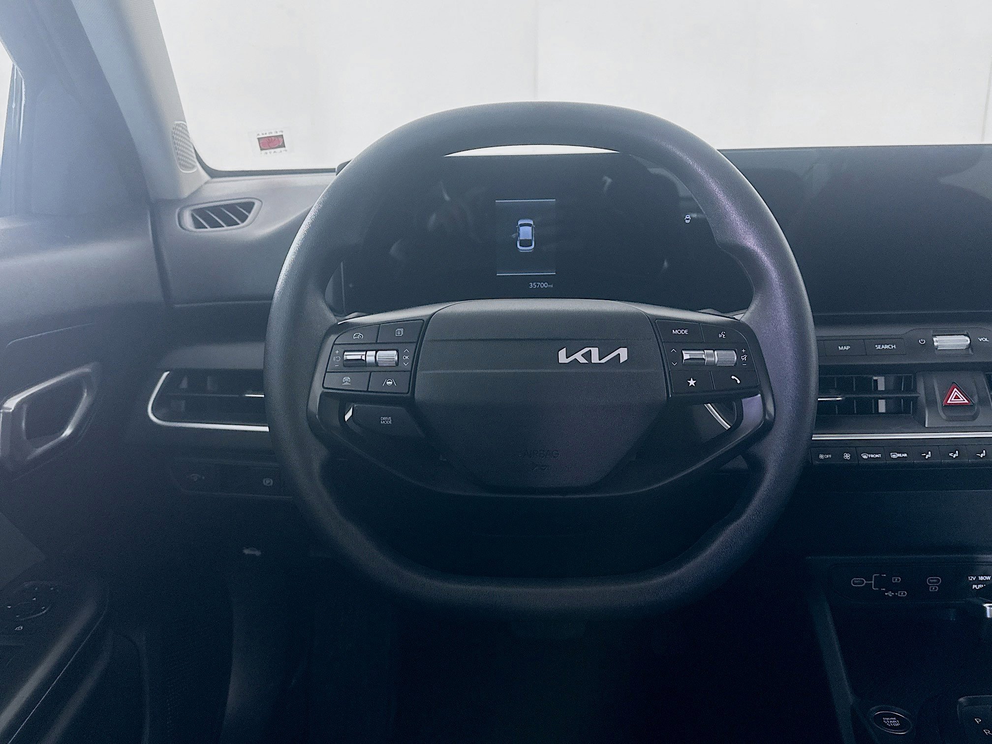 Used 2025 Kia K4 LXS image 18