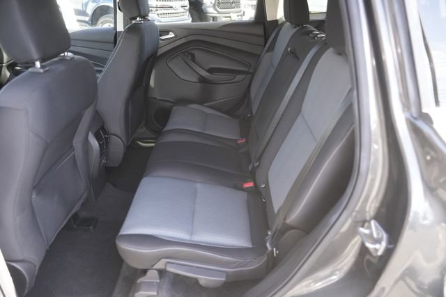Used 2019 Ford Escape SE image 12