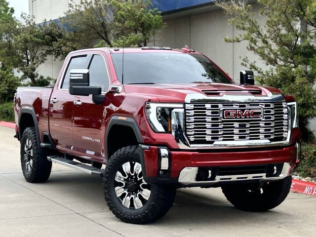 Used 2024 GMC Sierra 2500 Denali w/ Denali Reserve Package AWD/4WD image 2