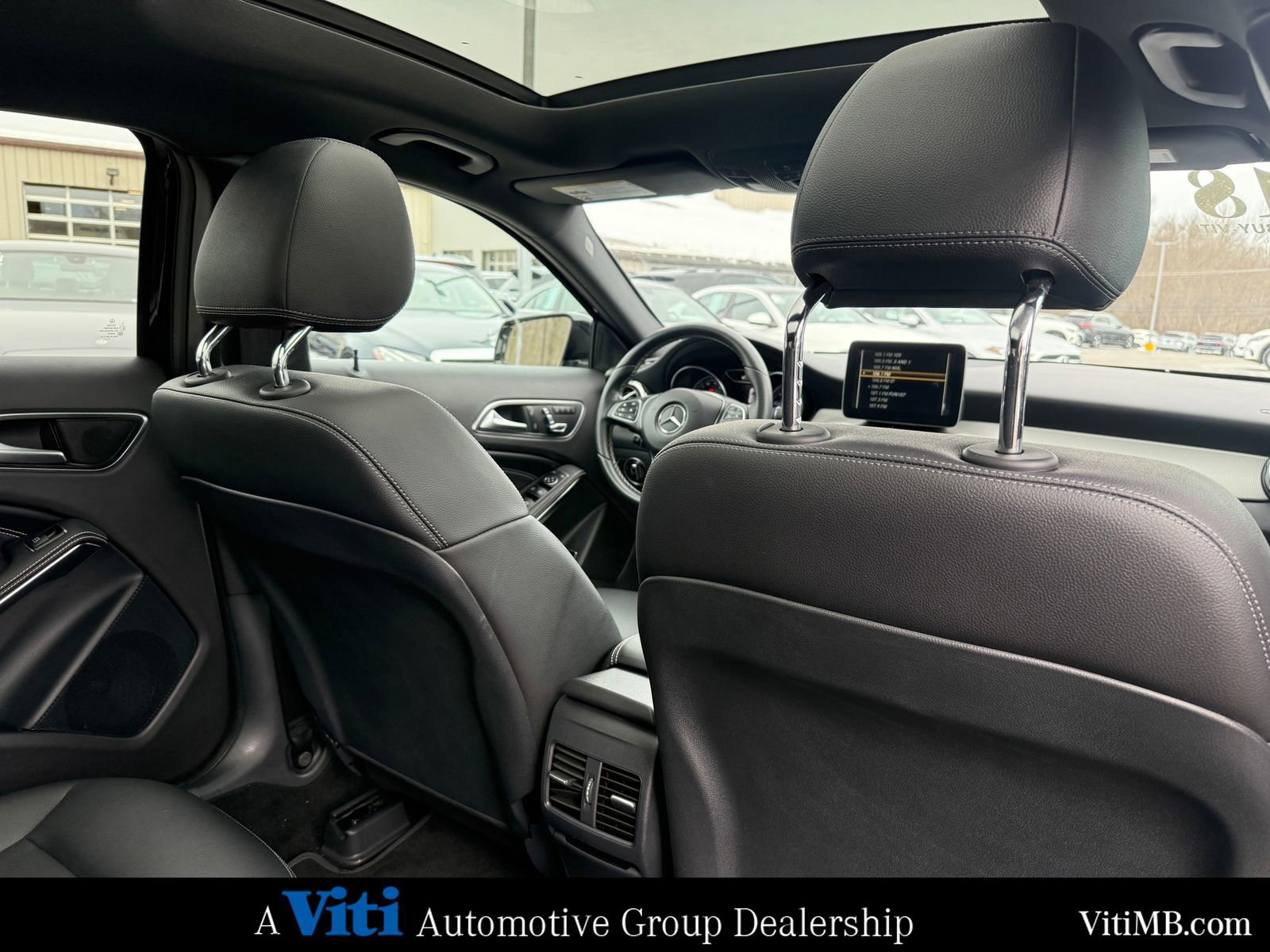 Used 2018 Mercedes-Benz GLA 250 4MATIC image 27