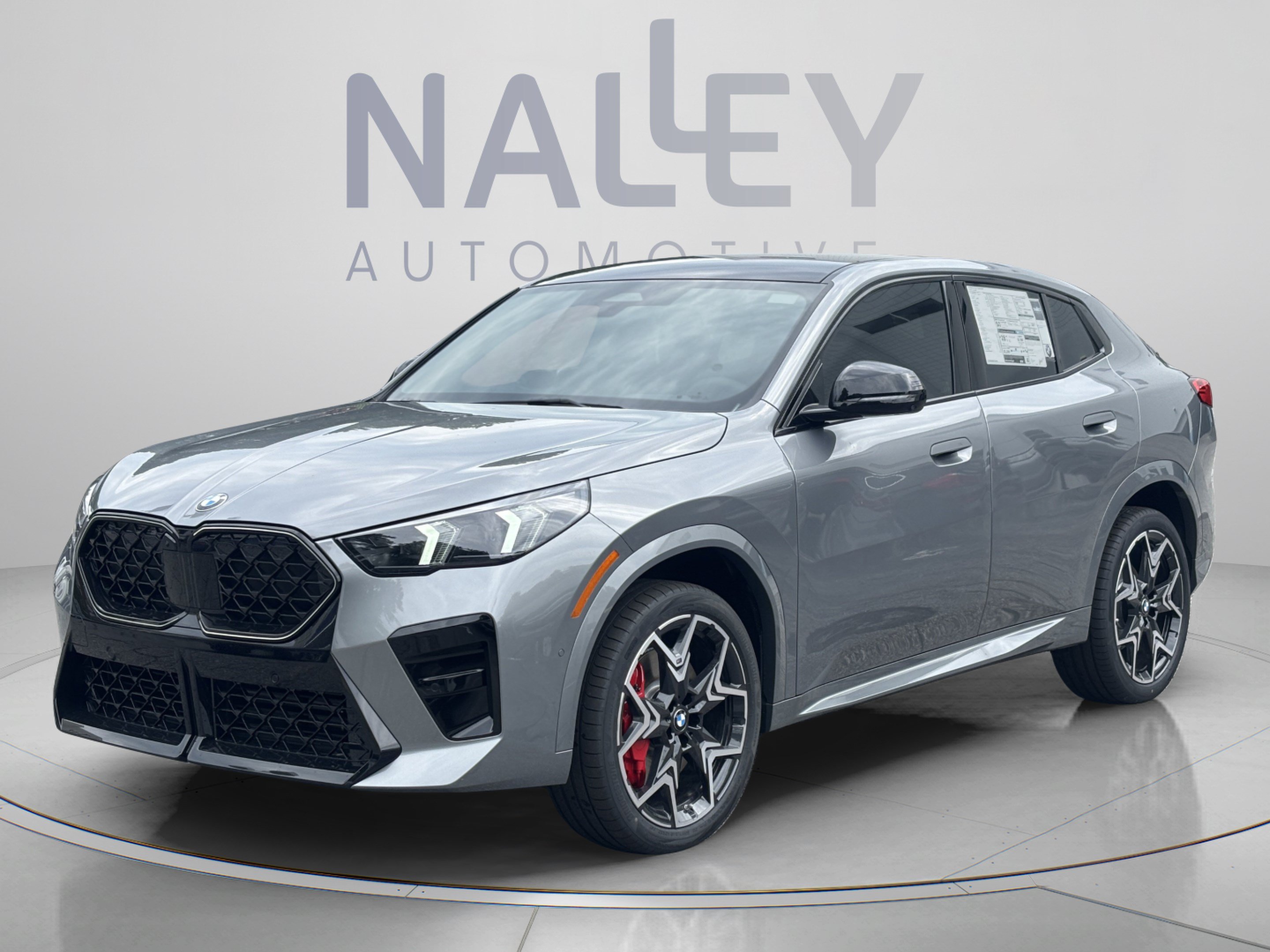 Used 2026 BMW X2 xDrive28i w/ Technology Package AWD/4WD image 1